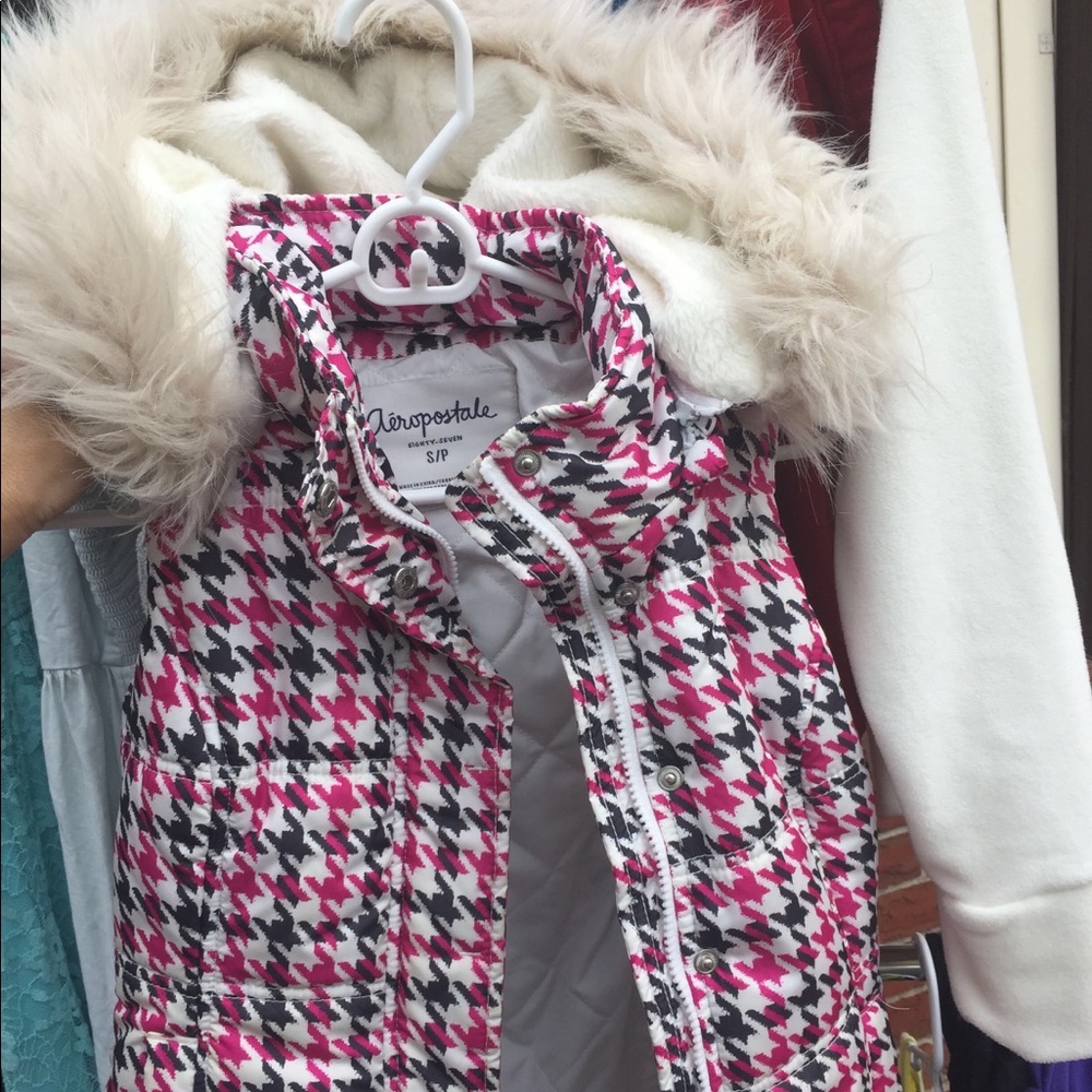 Aeropostale vest with fur hood